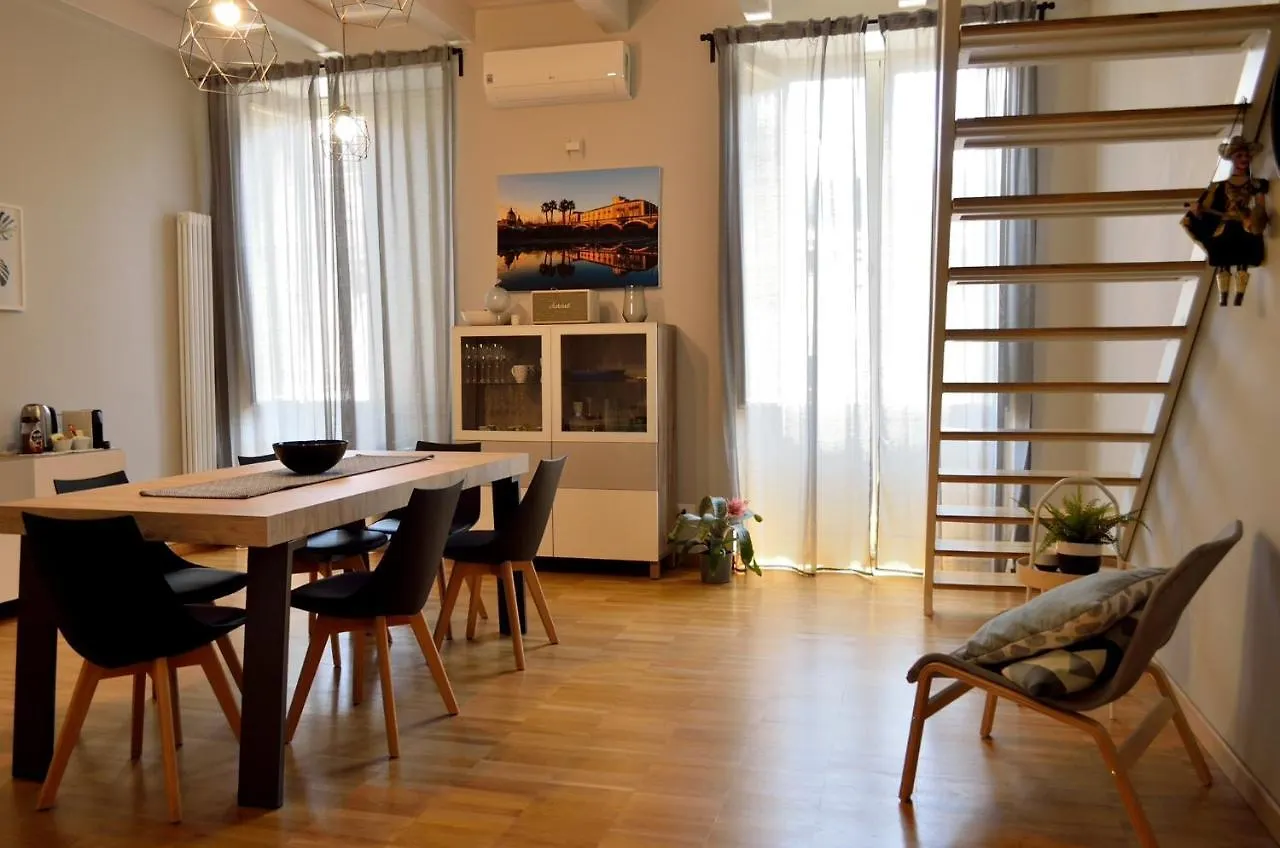 Panoramic Suite***** In The Heart Of Catania Apartment