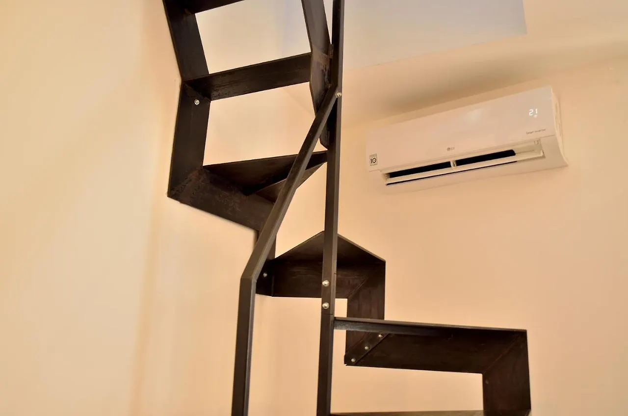 Panoramic Suite***** In The Heart Of Catania 0*,